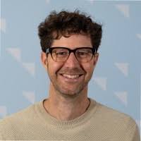 60+ "Adrian Weiss" profiles