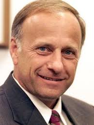 50 photos: 50 most wanted Republicans