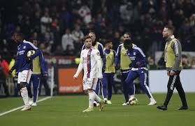 There were shocking scenes during the ligue 1 clash between lyon and marseille on sunday evening. 4zjpq05 Gsxeim