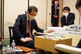 囲(い)碁(ご) • (igo) ←ゐご (wigo)? äº•å±±3é€£å‹ 9é€£è¦‡ã«ã‚ã¨1å‹ ç¬¬45æœŸæ£‹è–æˆ¦æŒ'æˆ¦æ‰‹åˆä¸ƒç•ªå‹è² ç¬¬3å±€ æ£‹æˆ¦æƒ…å ± å›²ç¢ã®æ—¥æœ¬æ£‹é™¢