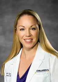 Kerri Carter's Instagram, Twitter & Facebook