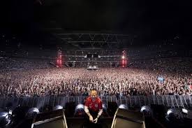 Sheeran was born in halifax, west yorkshire before moving to framlingham, suffolk. O SingurÄ Categorie De Bilete DisponibilÄ Pentru Concertul Ed Sheeran De La Bucuresti