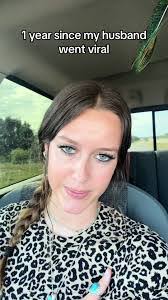 Courtney Ledford's Instagram, Twitter & Facebook