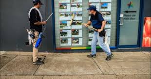 Emu Plains To Oxley Park On The Barriers Of Sydney Australia Father And Son Window Cleaning Duo Jarrod And Gary Sutton Window Cleaner Window Washer Cleaning