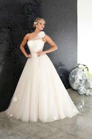 Post your free ads for sale or to buy today on wodonga. Halo Bridal Designs Sale Modern Wedding