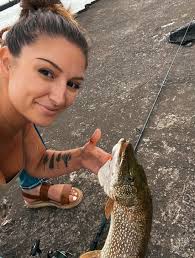 Caught my first pike (ever) today 🤩