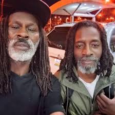 The world 🌎 is going mad! Be careful out there!