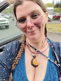 OKAY KUMORICON PEOPLES!!! i am in need of some help for my cosplay, i am  changing my cosplay from the extremly hard Disturbed Avatar, to Agent 47  and it is CRUNCH TIME!