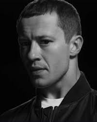 Joseph Quinn's roles in Stranger Things and other series