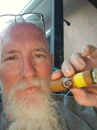 Review of Montecristo Classic Series Cigar