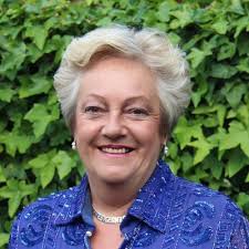 penelope kirk (@HeadKirk)