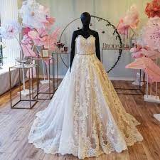 Check spelling or type a new query. Bridal Dress By Brodani In 2020 Bridal Dresses Dresses Wedding Dresses
