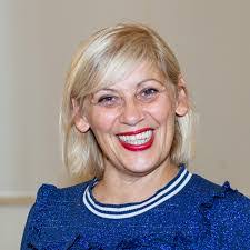 Sandra Stefan's Instagram, Twitter & Facebook