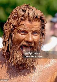 52 Photos & High Res Pictures