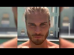 Rurik was the name of the scandinavian king who founded the first dynasty (and basically first state) in ancient russia. Islands Wm Liebling Gislason Beendet Seine Fussballkarriere Youtube