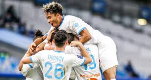 Swipe right if you like the person and swipe left if you don't. Om Ou Voir Le Match Amical Du Jour