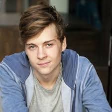 Marcel Navarro's Instagram, Twitter & Facebook