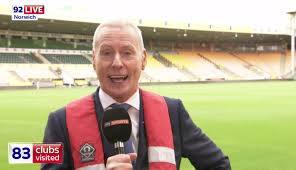 Jim white to leave sky sports news irish examiner17:44. Sky Sports News On Twitter By Air Land And Sea Jim White Has Now Arrived At Norwichcityfc Life Jacket And All 92live Ssnhq Http T Co Pslsvfijpe