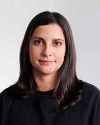 Layla Farah's Instagram, Twitter & Facebook