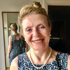 Lynne Cross (@LynneCross16)