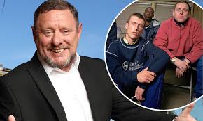 Shaun william george ryder (born 23 august 1962) is an english singer/songwriter. Shaun Ryder Kicked Drug Habit As He Didn T Want To Embarrass His Kids Daily Mail Online
