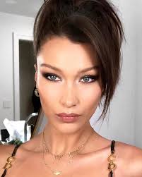 The Makeup Trends You Ll Be Seeing Everywhere This Summer In 2021 Cat Eye Makeup Natural Eye Makeup Dramatic Eye Makeup