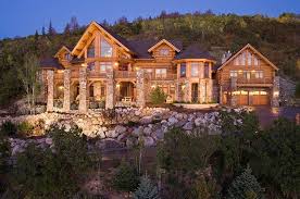 Gorgeous Montana Log Home Custom Made For Large Groups Steamboat Springs Log Homes Dream House Exterior Luxury Homes Dream Houses