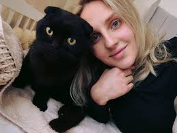 Roads around St Modens shops are terrible people getting stuck so might be  good idea to avoid just now 😏