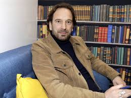 Il y a eu quelque chose, évidemment. Francois Busnel La Grande Librairie Qui Est Sa Celebre Compagne Femme Actuelle Le Mag