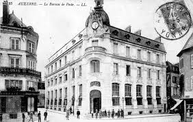 Trouvez les adresses qui vous intéressent sur le plan de la poste. Auxerre La Poste Carte Postale Ancienne Et Vue D Hier Et Aujourd Hui Geneanet