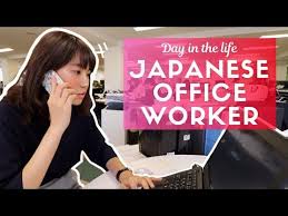 Discover How Adopting Chorei An All Hands Japanese Morning Stand Up Can Motivate Your Team To Be More Productive With An E In 2020 Japanese Work In Japan A Day In Life