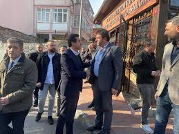 Selahattin Eyyübi Mahalle Başkanımız Ecevit Baran'ın vefat eden amcası Abdullah  Baran için kendisine ve Baran ailesine taziye ziyaretinde bulunduk. Merhuma  Allah'tan rahmet, ailesine ve yakınlarına sabır diliyorum. Mekanı cennet  olsun inşallah.