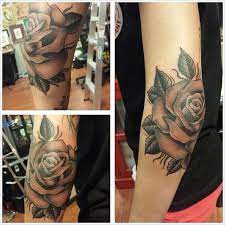 The concave center of the front of your elbow provides the perfect pocket for the heart of your money blossom. 37 Traditional Elbow Tattoos Ideas