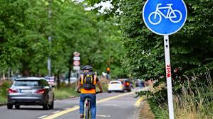 Popup Bike Lane In Stuttgart Ozdemir Greift Kaufmann Nach Tweet An Stuttgart Stuttgarter Zeitung