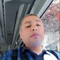 40+ perfiles de «Aron Contreras»