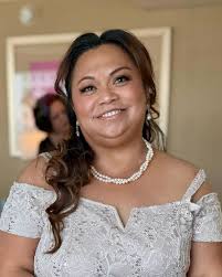 Yvette Rivas Racster (@hairbyyvetteraquel) • Instagram photos and videos