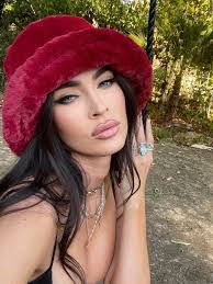 Megan Pinson's Instagram, Twitter & Facebook