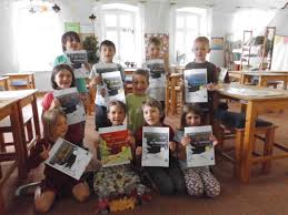 Juni ist, mit fünfeinhalb jahren vorzeitig. Die Schule Beginnt Schkola