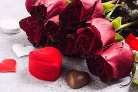 These valentine's day wishes and messages will help you express how you feel to your loved one. Free Photo Valentines Day Marry Me Wedding Engagement Ring Box With Red Rose Chocolate Gift