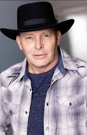 Erik Got Dumped (Short)