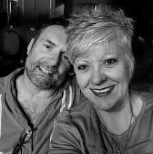 What job opportunities are available in Minnesota for a laid off warehouse  worker?