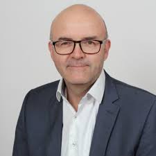 Daniel Gotthardt, Sohn von Frank Gotthardt, ist neuer CEO der CompuGroup  Medical SE & Co.