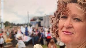 Sharon Tapscott's Instagram, Twitter & Facebook