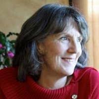 Janet Yoder's Instagram, Twitter & Facebook