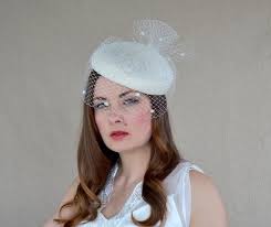 Ivory Pillbox Hat With Birdcage Veil Cream Fascinator Etsy Ivory Pillbox Hat Mother Of The Groom Hats Cream Fascinator