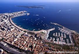 La Baie De Cannes Et Les Iles De Lerins Iles De Lerins Cannes Cote D Azur