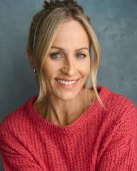 Had to dust off the old dancing shoes for this one.. it's been a while 🤣💃  More jobs like this please, can't beat a a good old boogie 😁 Thank you  @fionawa #