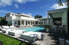 Shakira S 15m Mansion In Miami Fl Miami Houses Celebrity Houses Miami Mansion