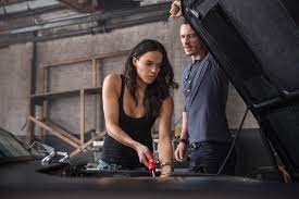 Fast and furious 6 is the 6th part of the famous action movie series: Fast Furious 6 Hcmoviereviews