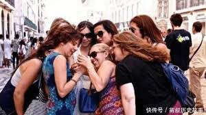 想了解某个特定类型的课程？ 查看其他位于马塞约的7种不同葡萄牙语课程。 查看位于巴西其他城市的葡萄牙语学校，例如 圣保罗, 萨尔瓦多, 里约热内卢或者查看我们整理的巴西所有学校清单。 ä»–ä»¬ç¥–å…ˆæ˜¯è'¡è„ç‰™äºº æ··è¡€æ—å±…åœ¨ä¸­å›½è¿™åœ°æ–¹ è¯´ç€æµåˆ©çš„ç²¤è¯­ å¿«èµ„è®¯